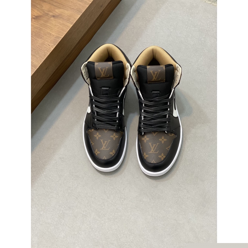 l**is V*t*n sneakers